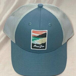 MAUI JIM Adjustable Blue Hat with Beach Scene Embroidered Patch BRAND NEW